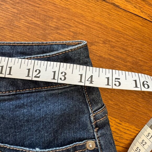 Wild Fable Womens Shorts 6 High Rise Denim Frayed Hem Medium Wash - Picture 7 of 7